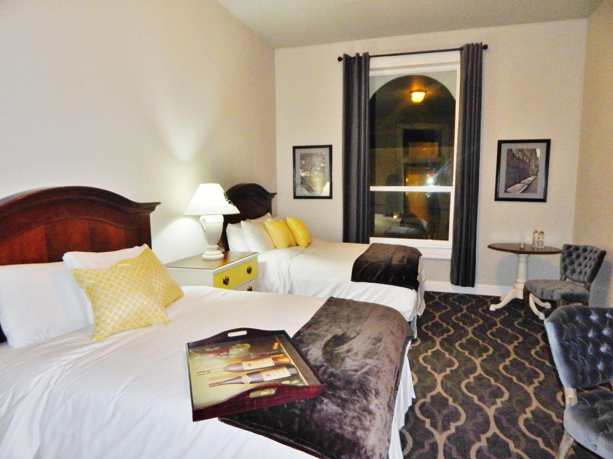 The Dilworth Inn Gonzales Extérieur photo