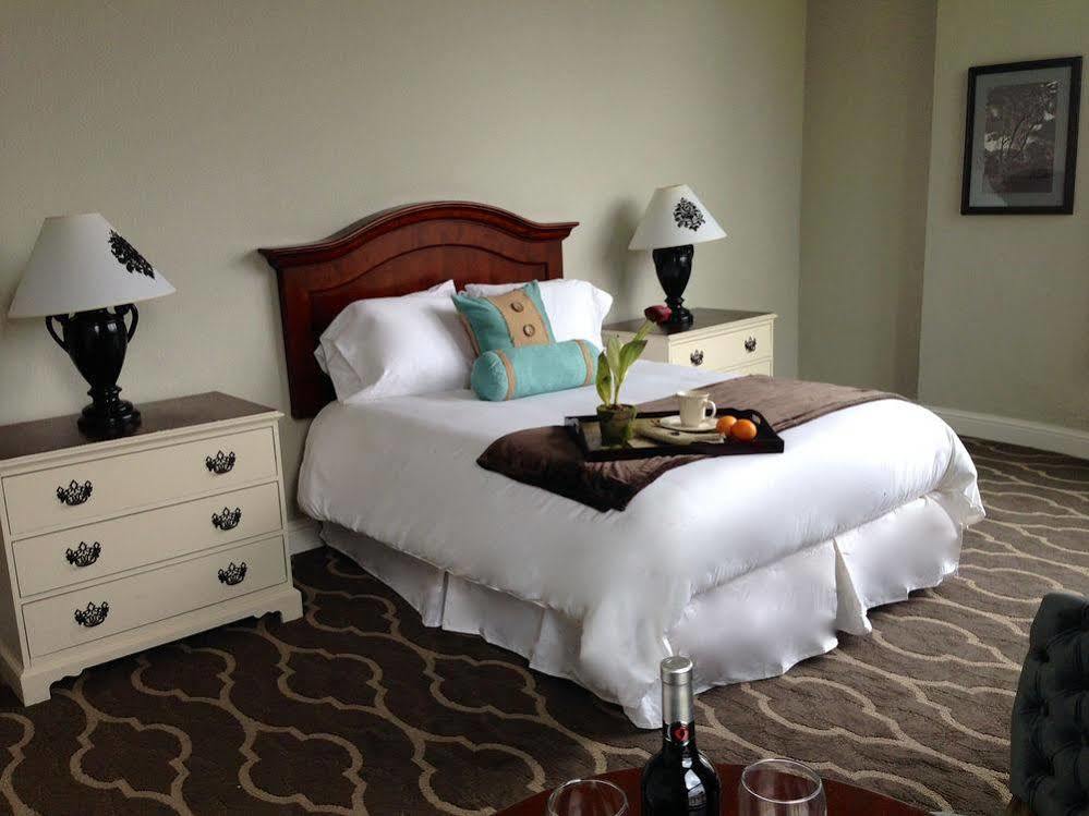 The Dilworth Inn Gonzales Extérieur photo