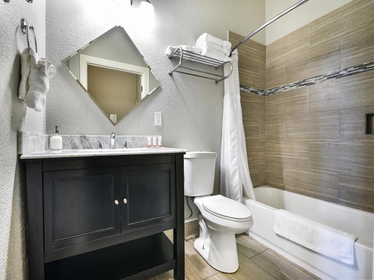 The Dilworth Inn Gonzales Extérieur photo
