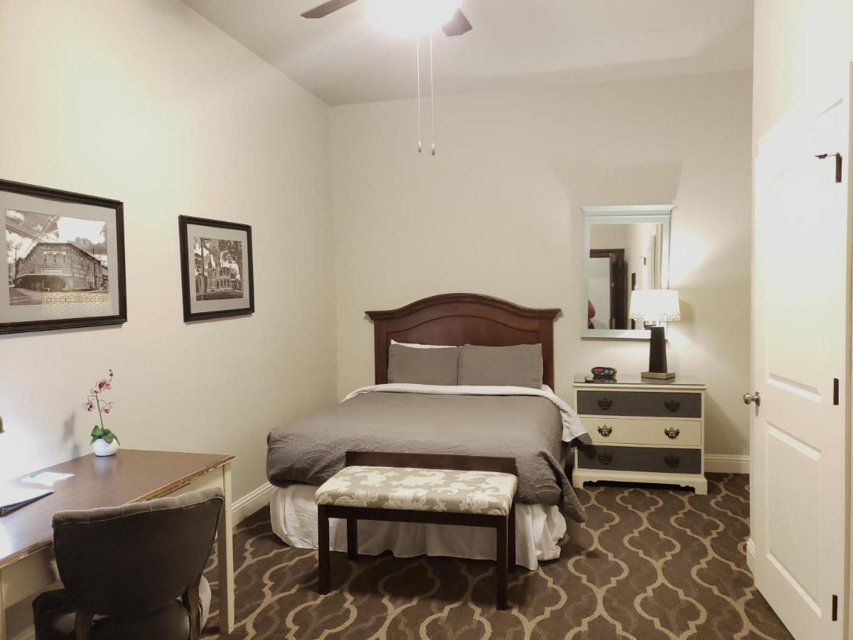 The Dilworth Inn Gonzales Extérieur photo