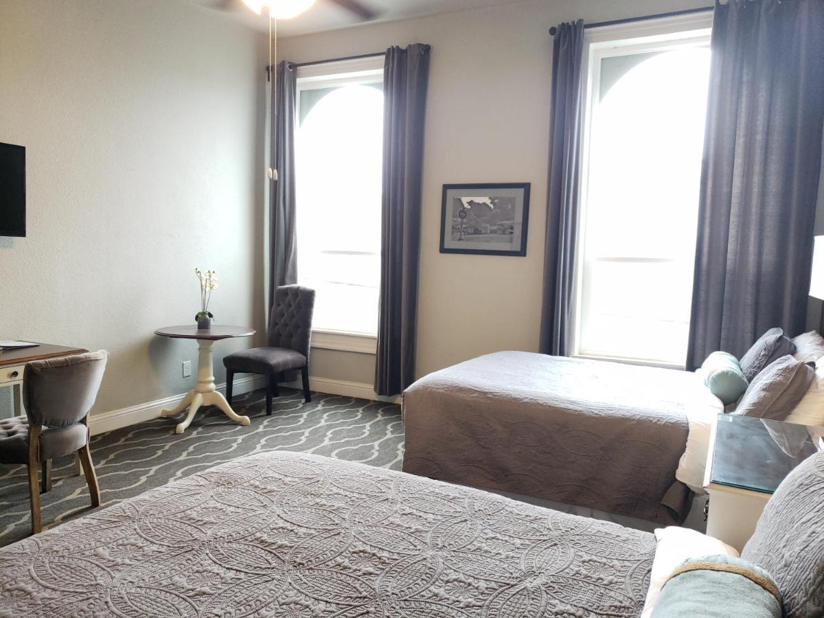 The Dilworth Inn Gonzales Extérieur photo